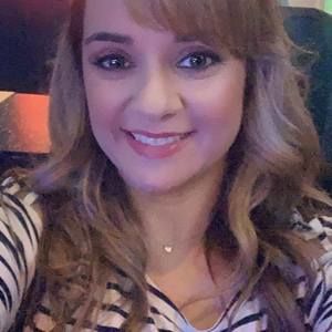 Meet your Posher, Aline